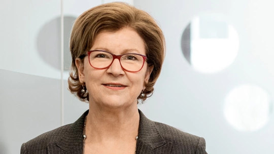 Sabine Fischer, Vorstand Vertrieb Aareon